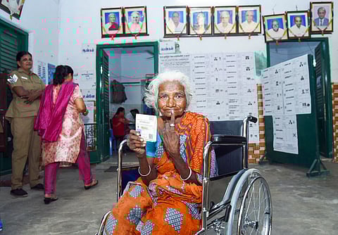 வாக்குப்பதிவு விகிதத்தில் மாற்றம்: தமிழ்நாட்டில் 69.46% வாக்குப்பதிவு