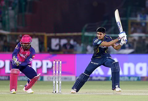 குஜராத் கேப்டன் ஷுப்மன் கில் 72 ரன்கள் விளாசினார்