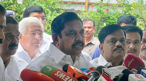 உயிரிழந்தோர் குடும்பத்துக்கு தலா ரூ. 25 லட்சம், அரசு வேலை: இ.பி.எஸ் கோரிக்கை