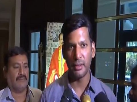 திராவிடம் பற்றி கேட்டால் எனக்குப் பதில் சொல்லத் தெரியாது: விஷால்