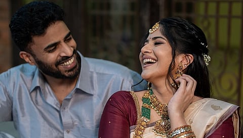 பிரபல அரசியல் தலைவர் மகனைத் திருமணம் செய்யும் மேகா ஆகாஷ்