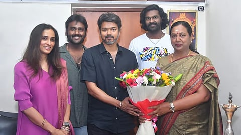 தந்தை தோன்றிய ஒவ்வொரு நொடியும்..: கோட் படம் குறித்து விஜய பிரபாகரன்!