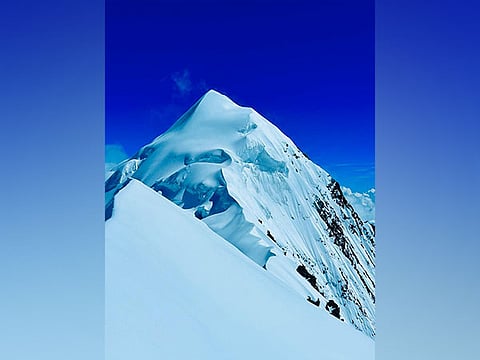 மலைக்கு தலாய் லாமாவின் பெயர்: இந்தியாவுக்கு சீனா கண்டனம்