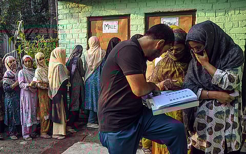 ஜம்மு காஷ்மீரில் இறுதி கட்ட தேர்தல் வாக்குப்பதிவு