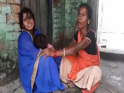 உயிரிழந்தவரின் குடும்பத்தினர்