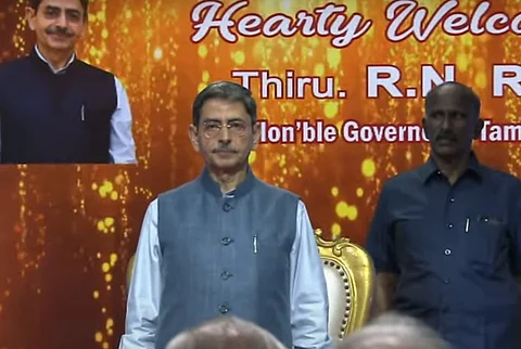 ஆளுநர் பங்கேற்ற விழாவில் தவிர்க்கப்பட்ட 'திராவிடநல் திருநாடும்' வரி: வலுக்கும் சர்ச்சை