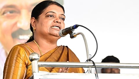 தமிழக அரசுப் பணிக்கு ஹிந்தி அவசியம் என வெளியான அறிவிக்கை: அமைச்சர் விளக்கம்