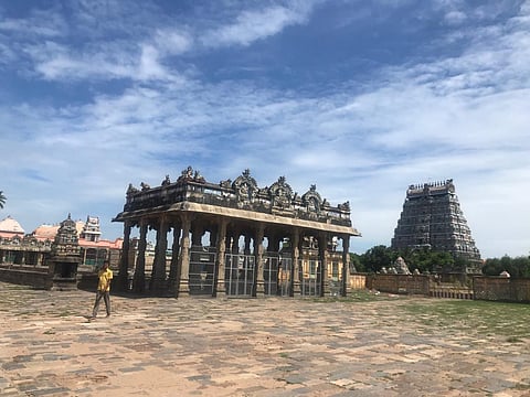 சிதம்பரம் நடராஜர் கோயிலில் அறநிலைய அதிகாரிகளுடன் தீட்சிதர்கள் வாக்குவாதம்!