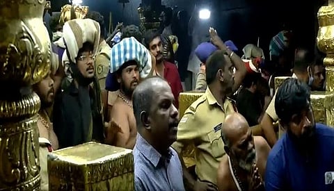 மகரவிளக்கு பூஜைக்காக இன்று நடைதிறப்பு: தொடங்கியது சபரிமலை சீசன்!