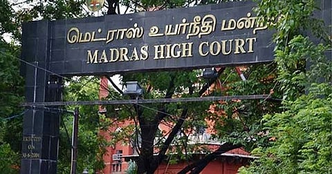 மதுரை விமான நிலைய விரிவாக்கம்: கிராம மக்களை வெளியேற்றத் தடை