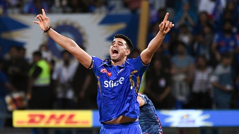 அர்ஜுன் டெண்டுல்கரை மீண்டும் தேர்வு செய்த மும்பை!