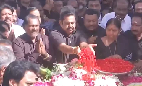 மீண்டும் அதிமுக ஆட்சி: ஜெயலலிதா நினைவு தினத்தில் இ.பி.எஸ். சூளுரை!