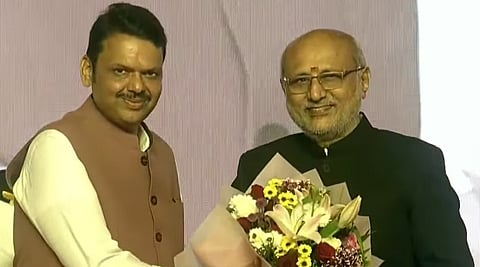 மஹாராஷ்டிர முதல்வராகப் பதவியேற்ற பாஜகவின் தேவேந்திர ஃபட்னவீஸ்!