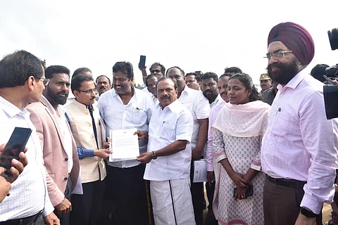 ஃபெஞ்சல் பாதிப்பு: கடலூரில் மத்தியக் குழுவினர் ஆய்வு!
