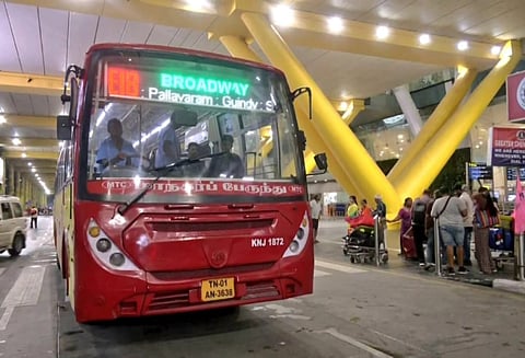 ஒரே அட்டை மூலம் பயணம் செய்யும் திட்டம் நடப்பு மாதத்தில் அமல்: மாநகரப் போக்குவரத்துக் கழகம்