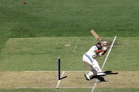 சிட்னி டெஸ்ட்: ஒரே நாளில் 15 விக்கெட்டுகள்