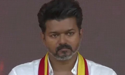 ஆளுநர் யாராக இருந்தாலும் தமிழக சட்டமன்ற மரபைப் பின்பற்றவேண்டும்: தவெக தலைவர் விஜய்