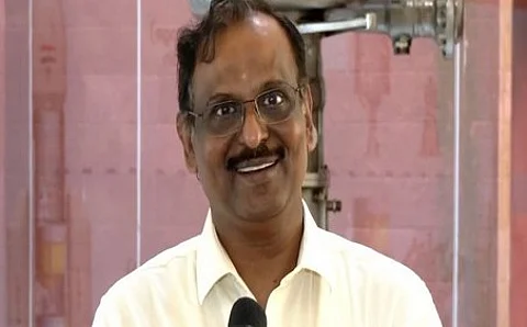 எந்தக் குடும்பச் சூழ்நிலையில் இருந்து வருகிறோம் என்பது முக்கியமல்ல: ’இஸ்ரோ’ வி. நாராயணன்