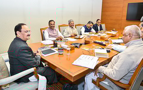 பிப். 20-ல் பதவியேற்பு விழா: தில்லி முதல்வர் இனிதான் தேர்வு!