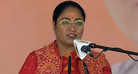 தில்லி முதல்வராகப் பதவியேற்றார் ரேகா குப்தா!
