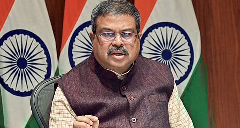 கல்வியில் அரசியலை புகுத்த வேண்டாம்: முதல்வர் ஸ்டாலினுக்கு மத்திய அமைச்சர் கடிதம்