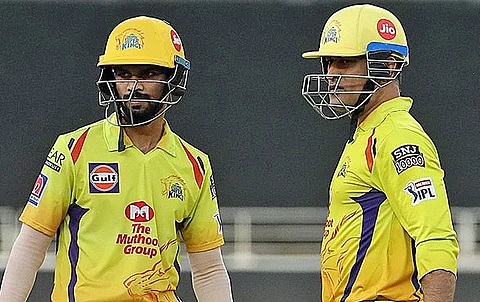 கேப்டன் பொறுப்பை ஒப்படைத்தபோது தோனி சொன்னது...: ருதுராஜ் உருக்கம்