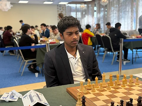 படம் - x.com/FIDE_chess
