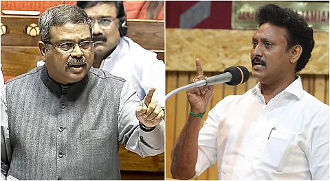 தர்மேந்திர பிரதான் vs அன்பில் மகேஸ்: பிஎம் ஸ்ரீ திட்டத்தை ஏற்றுக்கொண்டதா தமிழ்நாடு?