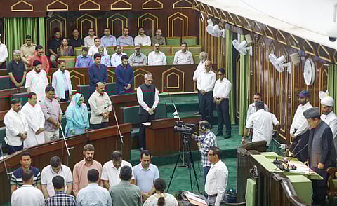 பஹல்காம் தாக்குதல்: ஜம்மு காஷ்மீர் சட்டப்பேரவையில் தீர்மானம் நிறைவேற்றம்!