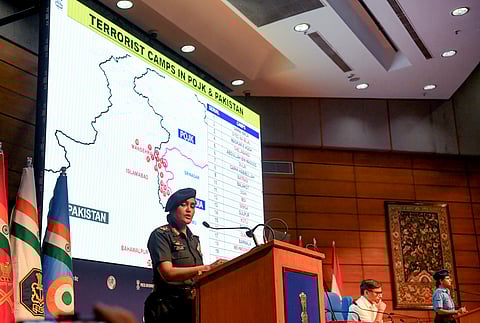 ஆபரேஷன் சிந்தூர்: பாகிஸ்தானில் எவ்வளவு தொலைவில் தாக்குதல் நடத்தப்பட்டன?