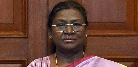 உச்ச நீதிமன்றத்திற்கு 14 கேள்விகளை எழுப்பி குடியரசுத் தலைவர் கடிதம்!
