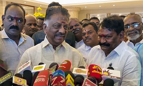 தேசிய ஜனநாயக கூட்டணியில்தான் நீடிக்கின்றோம்: ஓ. பன்னீர்செல்வம்