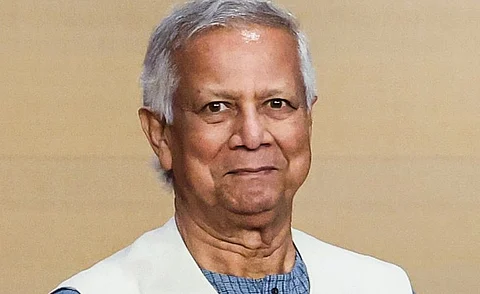 வங்கதேச இடைக்கால அரசின் தலைமை ஆலோசகர் முஹமது யூனுஸ்