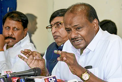 மத்திய அமைச்சர் குமாரசாமி