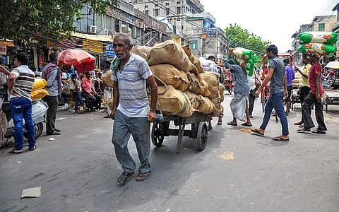 இந்தியாவின் தீவிர வறுமைக்கோடு விகிதம் வீழ்ச்சி!