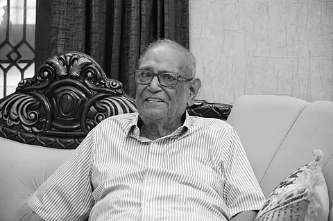 மறைந்தார் 10 ரூபாய் மருத்துவர் ரத்தினம் பிள்ளை!