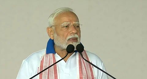அமைதியின்மை நிலவும் உலகில் அமைதிக்கான வழியை அளிக்கும் யோகா: பிரதமர் மோடி