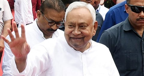 மாநில அரசு வேலைகளில் பெண்களுக்கு 35% இடஒதுக்கீடு: பிஹார் முதல்வர் நிதிஷ் குமார்