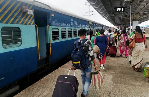 ரயில் - கோப்புப்படம்