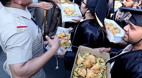 சமோசாக்கள் - கோப்புப்படம்