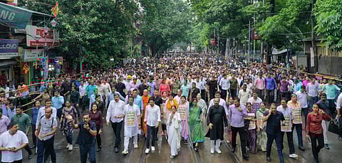 மமதா பானர்ஜி தலைமையில் பேரணி