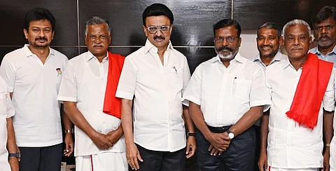 ஆணவக்கொலைகளை தடுக்க தனிச்சட்டம் தேவை: முதல்வரை சந்தித்து கூட்டணி கட்சிகள் வலியுறுத்தல்! | Honour Killings