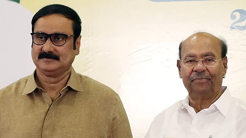 நீதிபதி அறையில் அன்புமணி, ராமதாஸ் ஆஜராக வேண்டும்: சென்னை உயர் நீதிமன்றம் | Anbumani Ramadoss