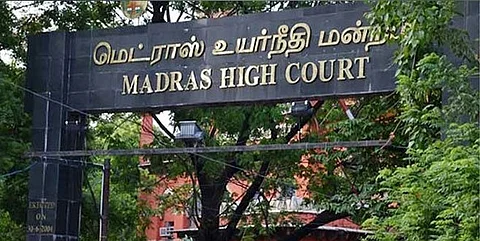 தூய்மைப் பணியாளர்கள் போராட்டம்: அப்புறப்படுத்த உயர் நீதிமன்றம் உத்தரவு | Sanitation Workers | Chennai