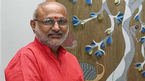 குடியரசு துணைத் தலைவர் தேர்தல்: தேசிய ஜனநாயகக் கூட்டணி வேட்பாளராக சி.பி. ராதாகிருஷ்ணன் அறிவிப்பு! | C. P. Radhakrishnan