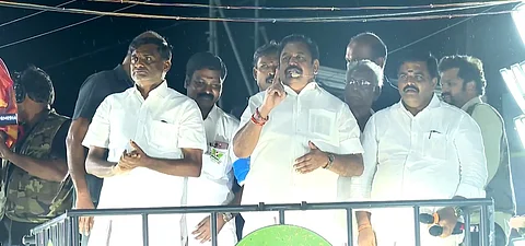 அணைக்கட்டு பொதுக்கூட்டத்தில் பேசிய எடப்பாடி பழனிசாமி