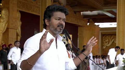 நீங்கள் நடத்தும் இந்த ஆட்சியில் நேர்மை இருக்கிறதா?: முதல்வருக்கு விஜய் சரமாரி கேள்வி | TVK Vijay | Madurai