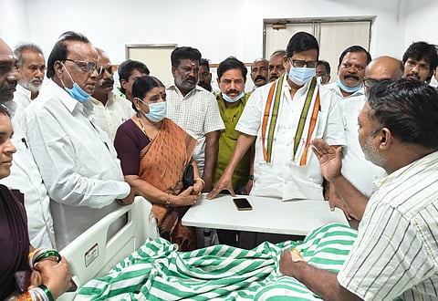4-வது நாளாக எம்.பி. சசிகாந்த் செந்தில் உண்ணாவிரதம்; ராகுல் காந்தி உரையாடல்