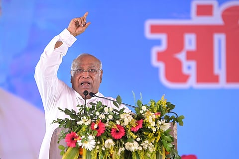 பிரதமரின் மணிப்பூர் பயணம் வெறும் நாடகம்: மல்லிகார்ஜுன கார்கே விமர்சனம் | Mallikarjun Kharge | Modi |