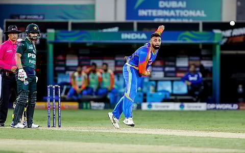 டி20 தரவரிசை: முதலிடத்தில் வருண் சக்ரவர்த்தி! | Varun Chakaravarthy | Asia Cup T20 |